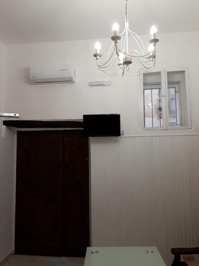 Cortile Maggiore Home تْشيفالو المظهر الخارجي الصورة